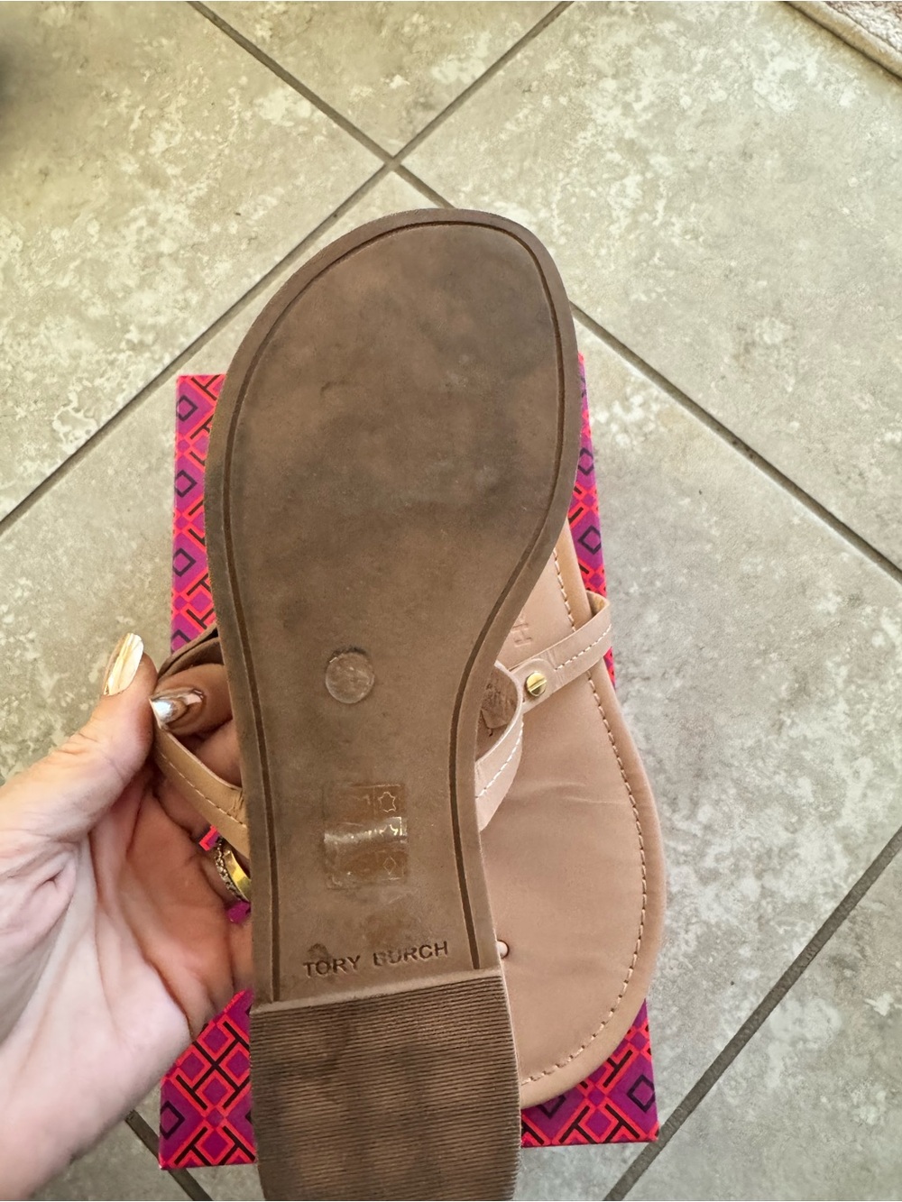 Tory Burch Blush Cutout Logo Thong Sandals - Picture 4 of 6